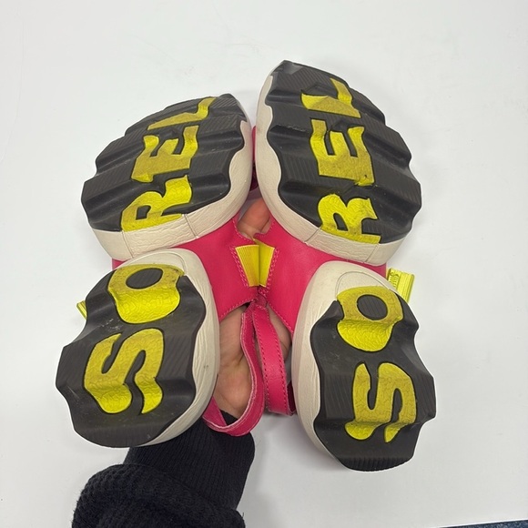 Sorel Kinetic Impact Sling Sport Sandals in size 7 pink yellow - Picture 5 of 6